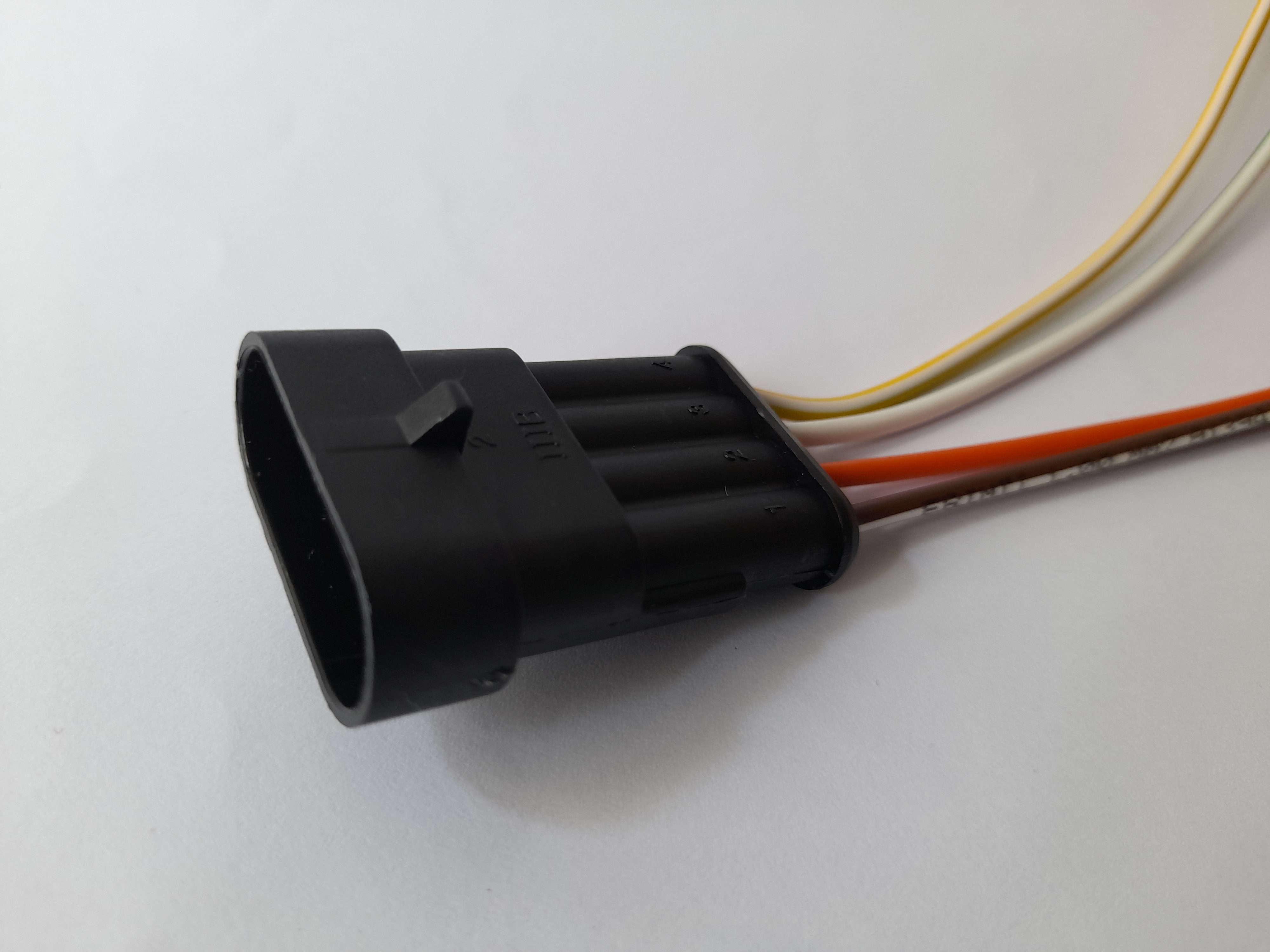 4YC008E ÜNİVERSAL SÜPER SEAL 4'LÜ SOKET DİŞİ